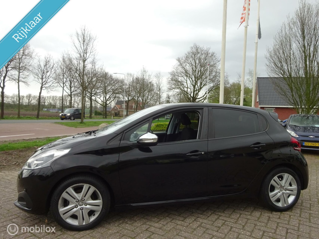 Peugeot 208 - 1.2 PureTech Signature 019|Airco|Cruise|LED|NAVI - AutoWereld.nl