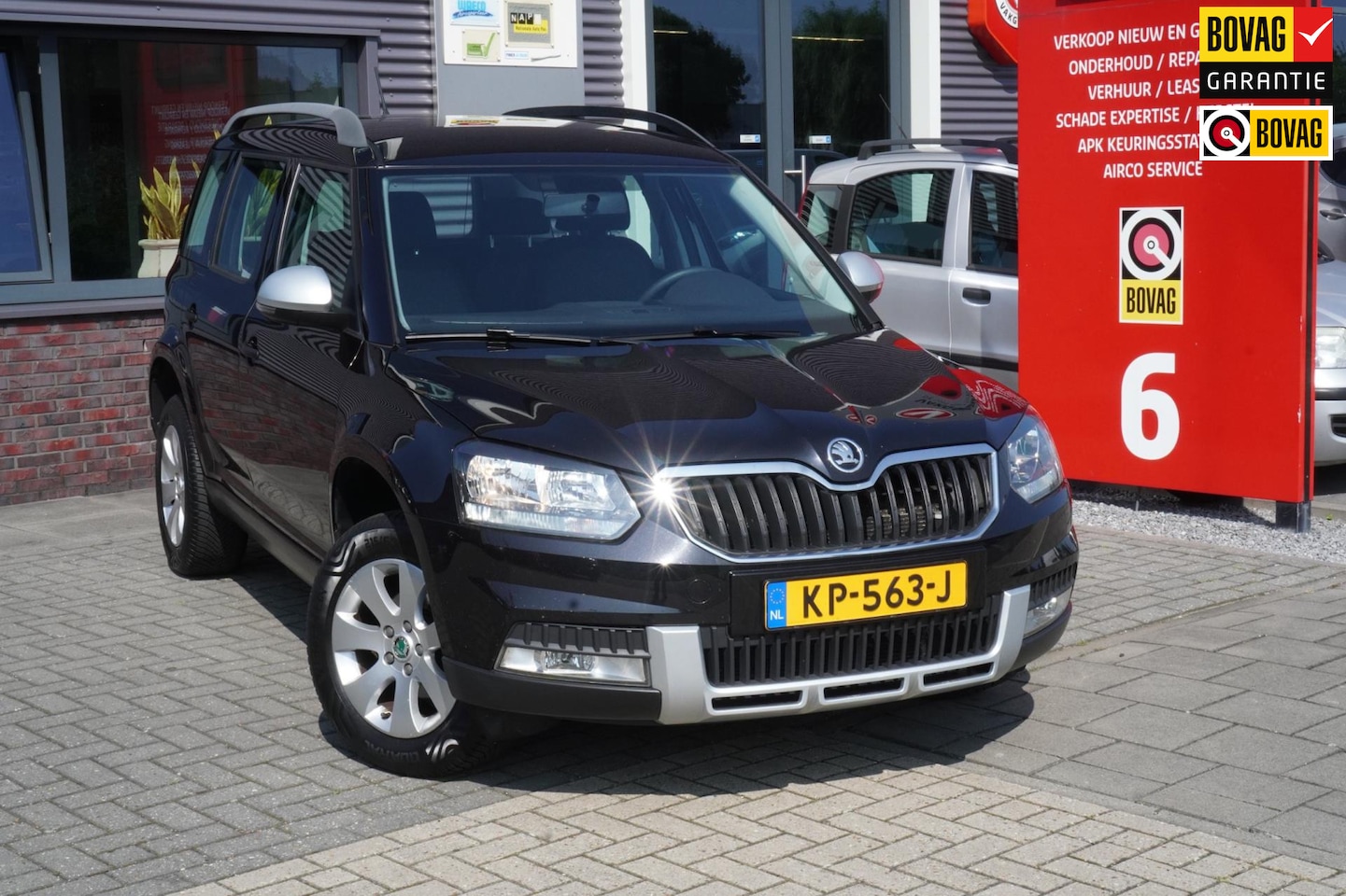 Skoda Yeti - 1.2 TSI Greentech Active 1.2 TSI Greentech Active - AutoWereld.nl