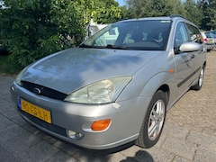 Ford Focus Wagon - 1.6- trekhaak , lm velgen 5 deurs Airco