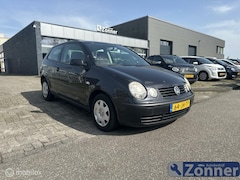 Volkswagen Polo - 1.4-16V Comfortline