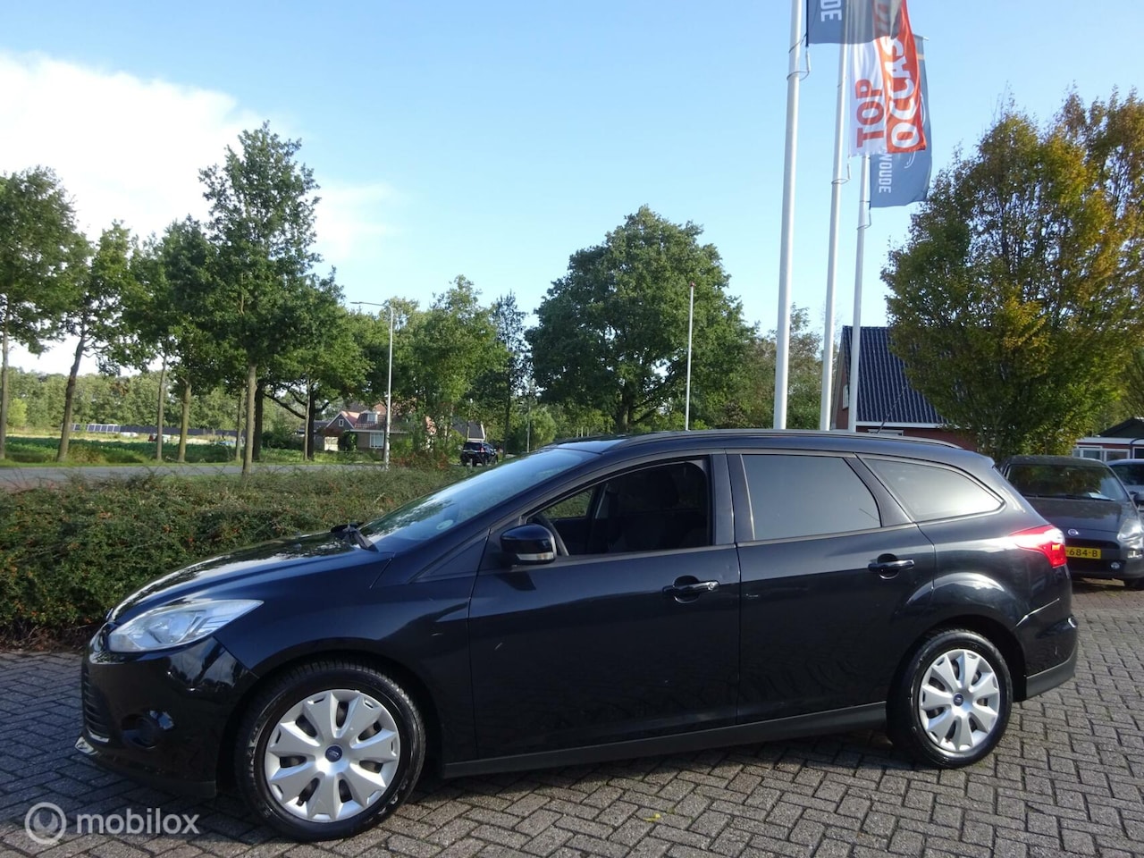 Ford Focus Wagon - 1.6 TDCI Trend 2011|Airco|Navi|Stoelverw. - AutoWereld.nl