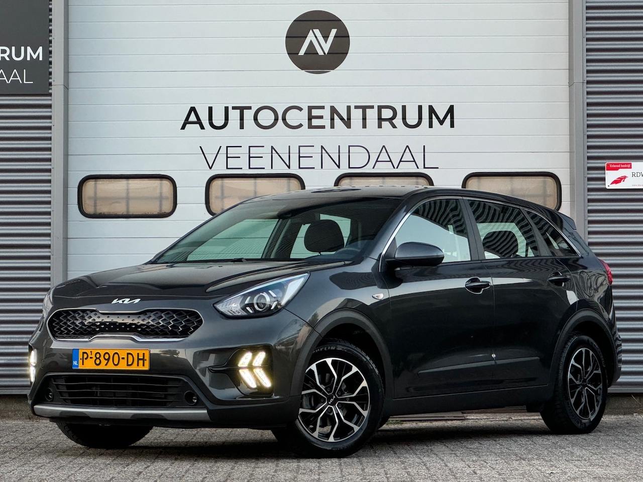 Kia Niro - 1.6 GDi Hybrid AUT TREKHAAK/CARPLAY/CAMERA/LED - AutoWereld.nl