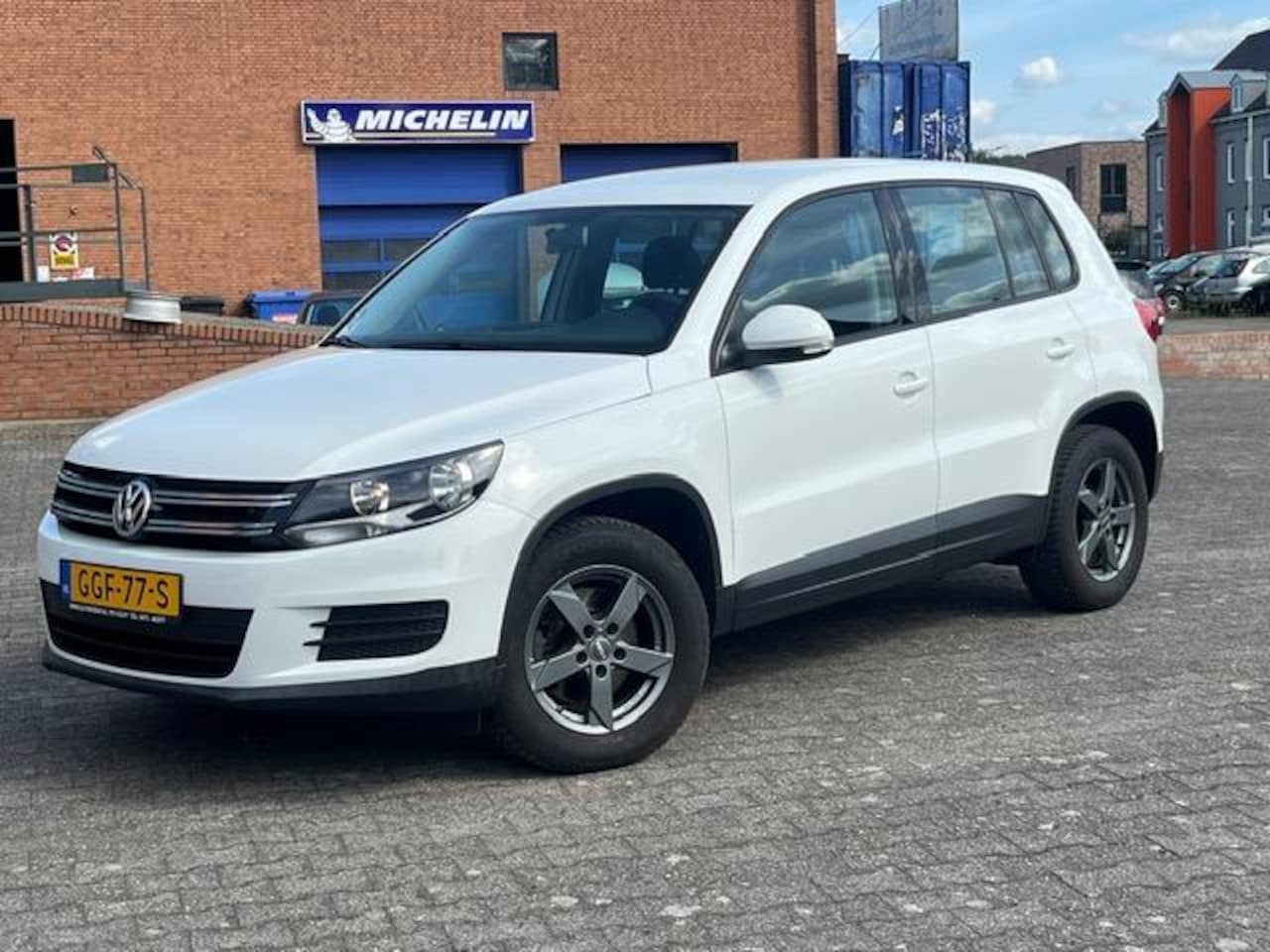 Volkswagen Tiguan - 1.4 TSI AUTOMAAT, navi, met Bovag garantie - AutoWereld.nl