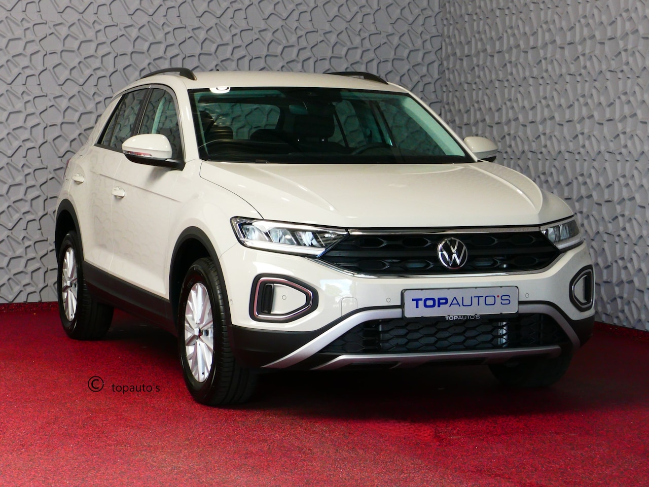 Volkswagen T-Roc - 1.5 TSI 150PK CARPLAY NAVI STOEL VERW. LED VIR.COCKPIT 03/2024 70 BIJNA NIEUWE VOLKSWAGEN' - AutoWereld.nl