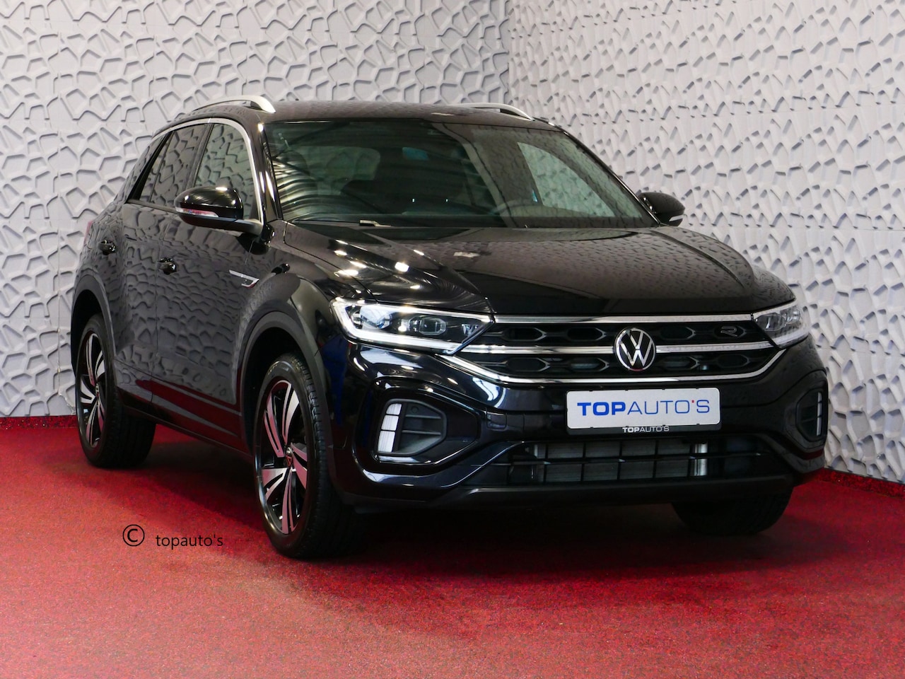 Volkswagen T-Roc - 1.5 TSI 150PK R-LINE EVO IQ LIGHT ALCANTARA ELEK.KLEP CARPLAY STOEL/STUUR VERW. 18"LMV VIR - AutoWereld.nl