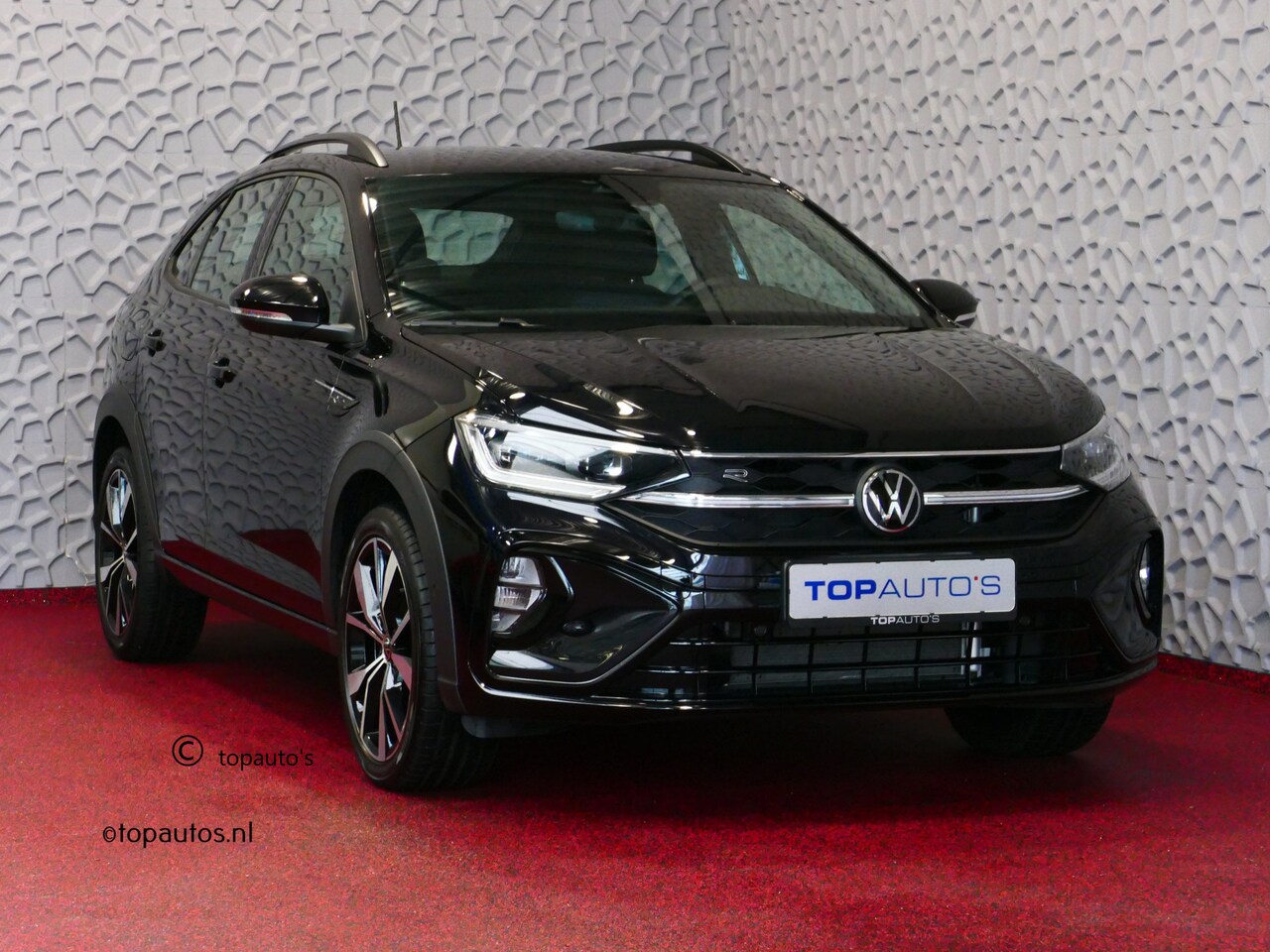 Volkswagen Taigo - 1.5 TSI 150PK R-LINE BLACK PACK LED.GRILL CARPLAY NAVI CAMERA 18''LMV VIR.COCKPIT LED STOE - AutoWereld.nl