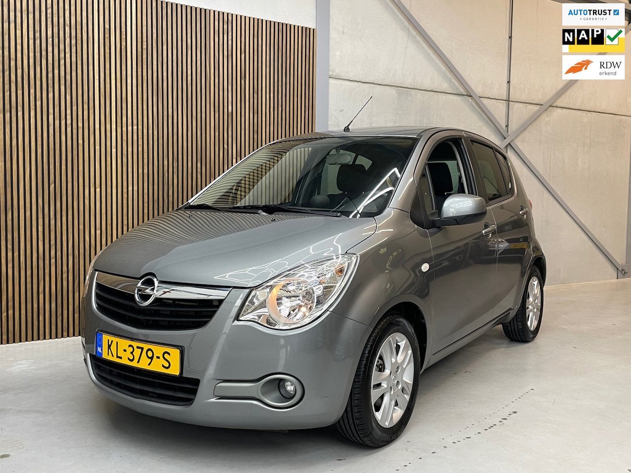 Opel Agila - 1.2 Edition Automaat | Nieuwstaat | - AutoWereld.nl