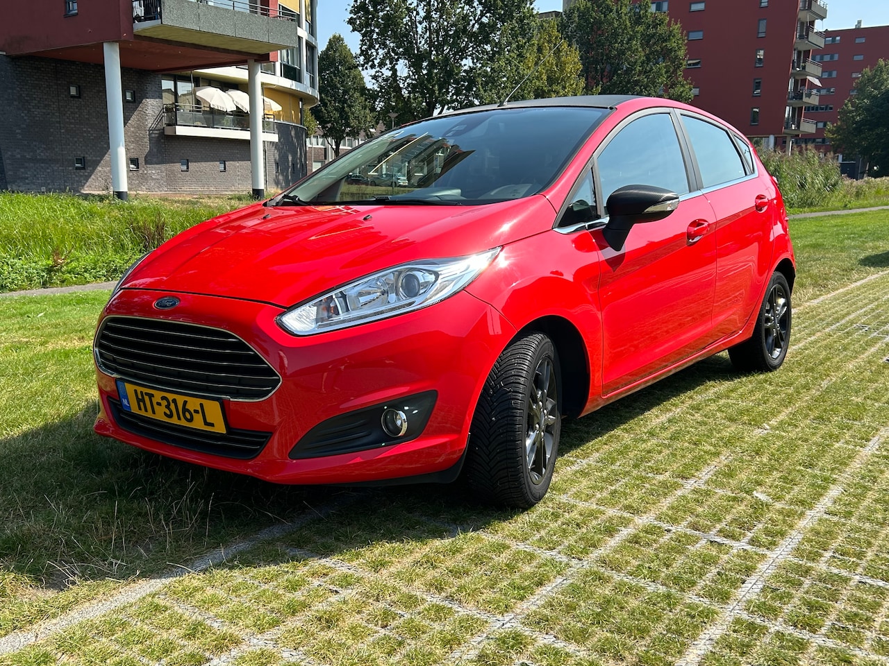 Ford Fiesta - 1.0 EcoBoost Titanium - AutoWereld.nl