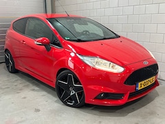 Ford Fiesta - 1.6 ST2 RECARO*STOELVW*BLUETOOTH*CLIMATE*LM VELG*SONY PAKKET*AIRCO