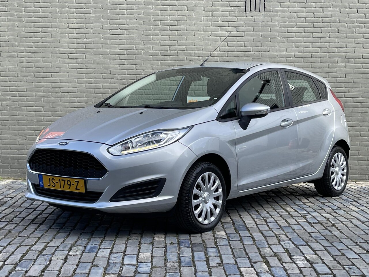 Ford Fiesta - 1.0 STYLE I NAVIGATIE I CRUISE CONTROL I AIRCONDITIONING I BLUETOOTH - AutoWereld.nl