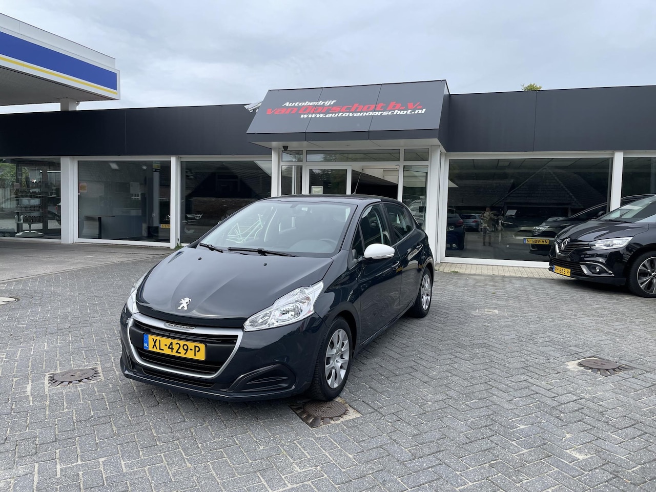 Peugeot 208 - 1.2 PureTech Like 1.2 PureTech Like - AutoWereld.nl