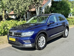 Volkswagen Tiguan - 1.4 TSI Highline 125PK NL-Auto•Leder•Navigatie