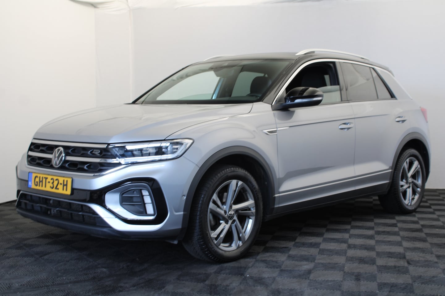 Volkswagen T-Roc - 1.0 TSI R-Line 1.0 TSI R-Line - AutoWereld.nl