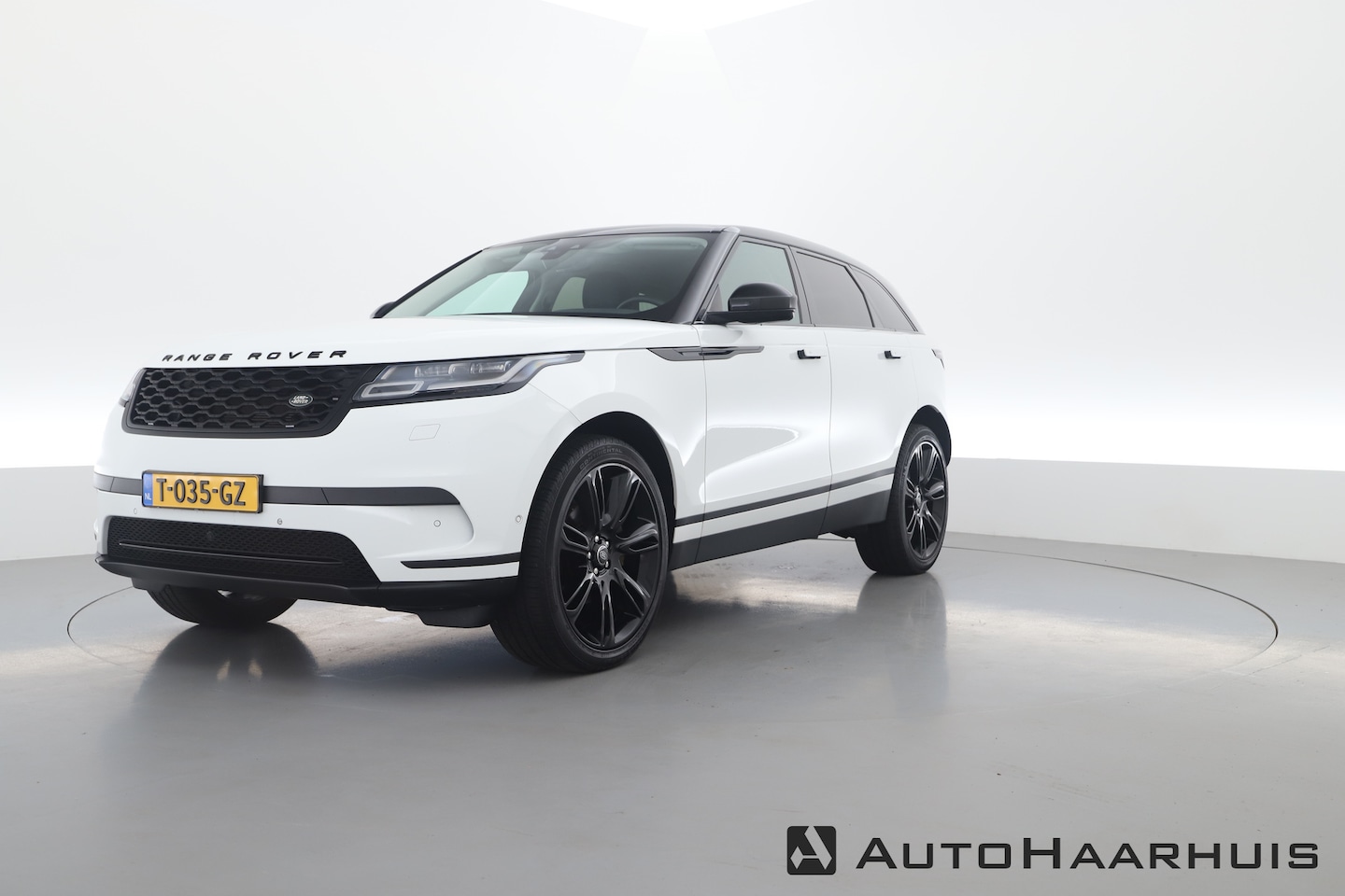 Land Rover Range Rover Velar - 2.0 P250 Turbo AWD SE | Navi | Camera | Keyless | 22'' | Elek. Stoelen | Apple CarPlay | M - AutoWereld.nl