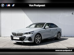 BMW 5-serie - Sedan 520i M-Sport Stuurwielrand verwarming / Comfort Acces / Electrische Zwenkhaak / Pano