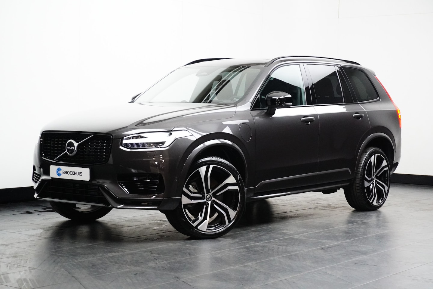 Volvo XC90 - 2.0 T8 Recharge AWD Ultimate Dark | Luchtvering | Bowers&Wilkins | Massage | Gelamineerd g - AutoWereld.nl