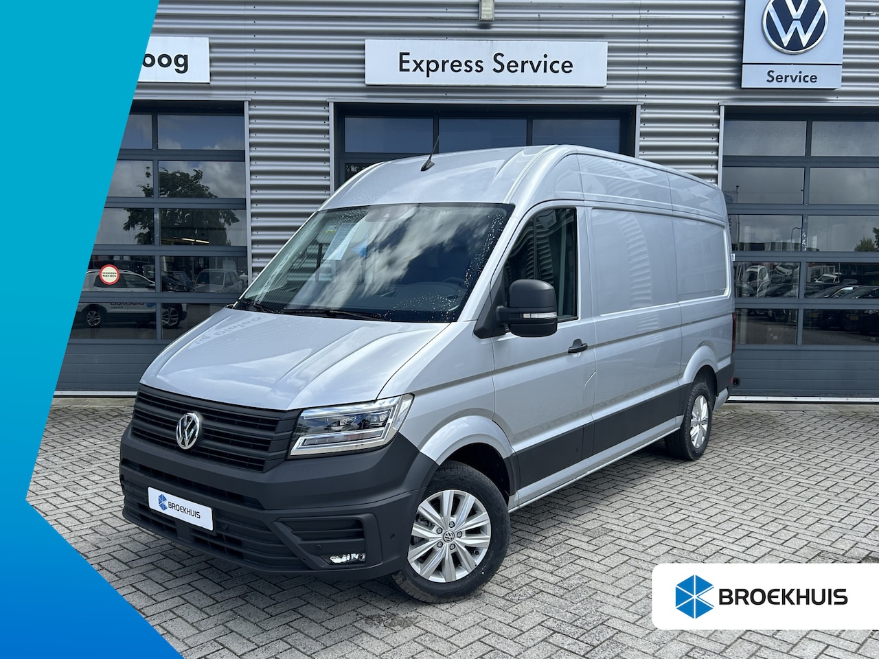 Volkswagen Crafter - 35 2.0 TDI 140 pk Automaat L3H3 Exclusive - AutoWereld.nl