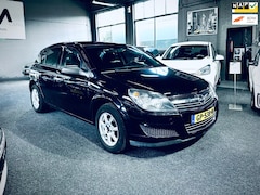 Opel Astra - 1.4 Edition - Airco - Lm Velgen - APK - Elk. Ramen