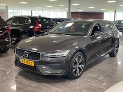 Volvo V60 - B3 Essential | All Season banden | Trekhaak | Stoelverwarming voor+achter | Stuurwielverwa