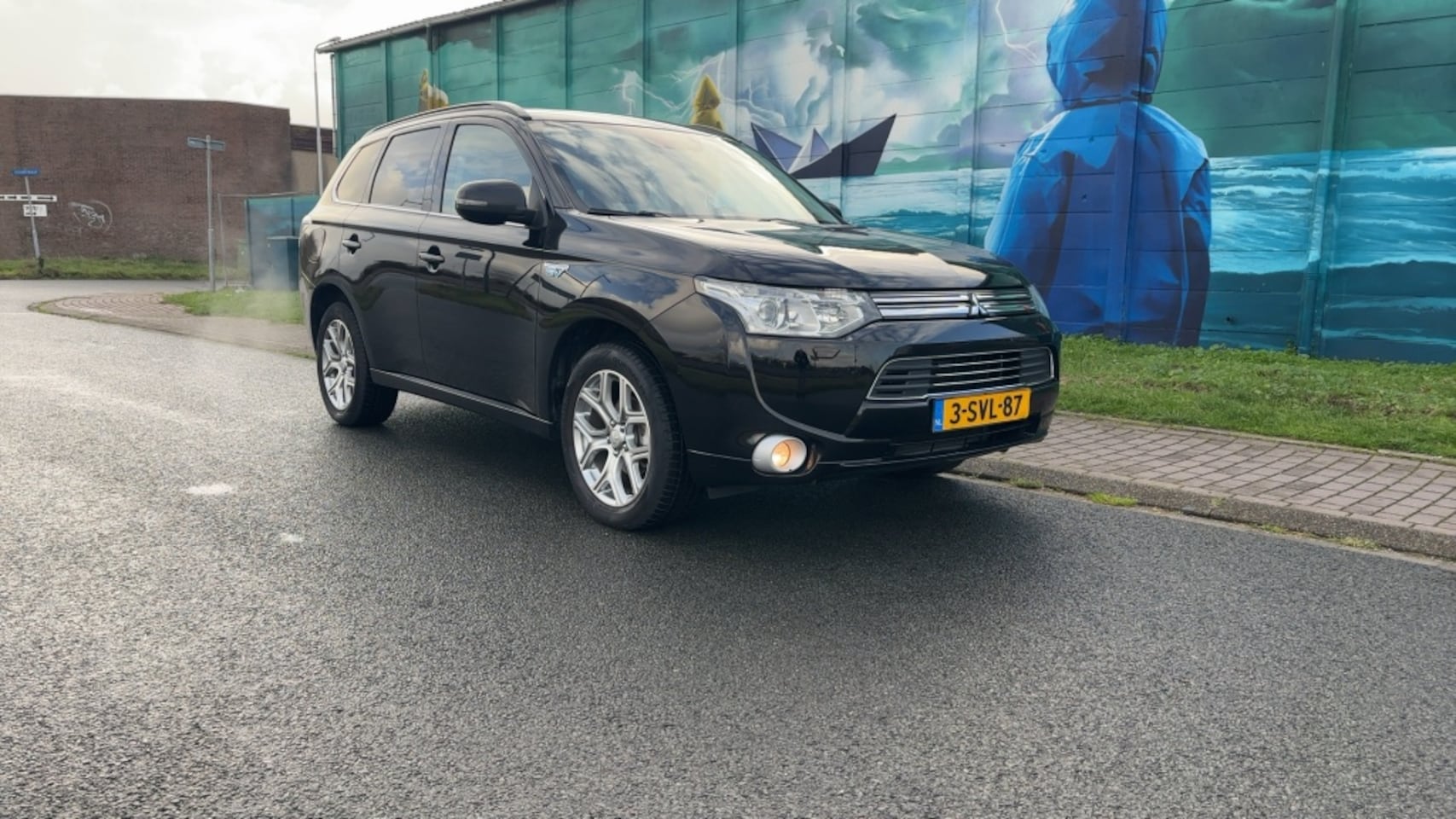 Mitsubishi Outlander - 2.0 PHEV Instyle+ MARGE AUTO - AutoWereld.nl