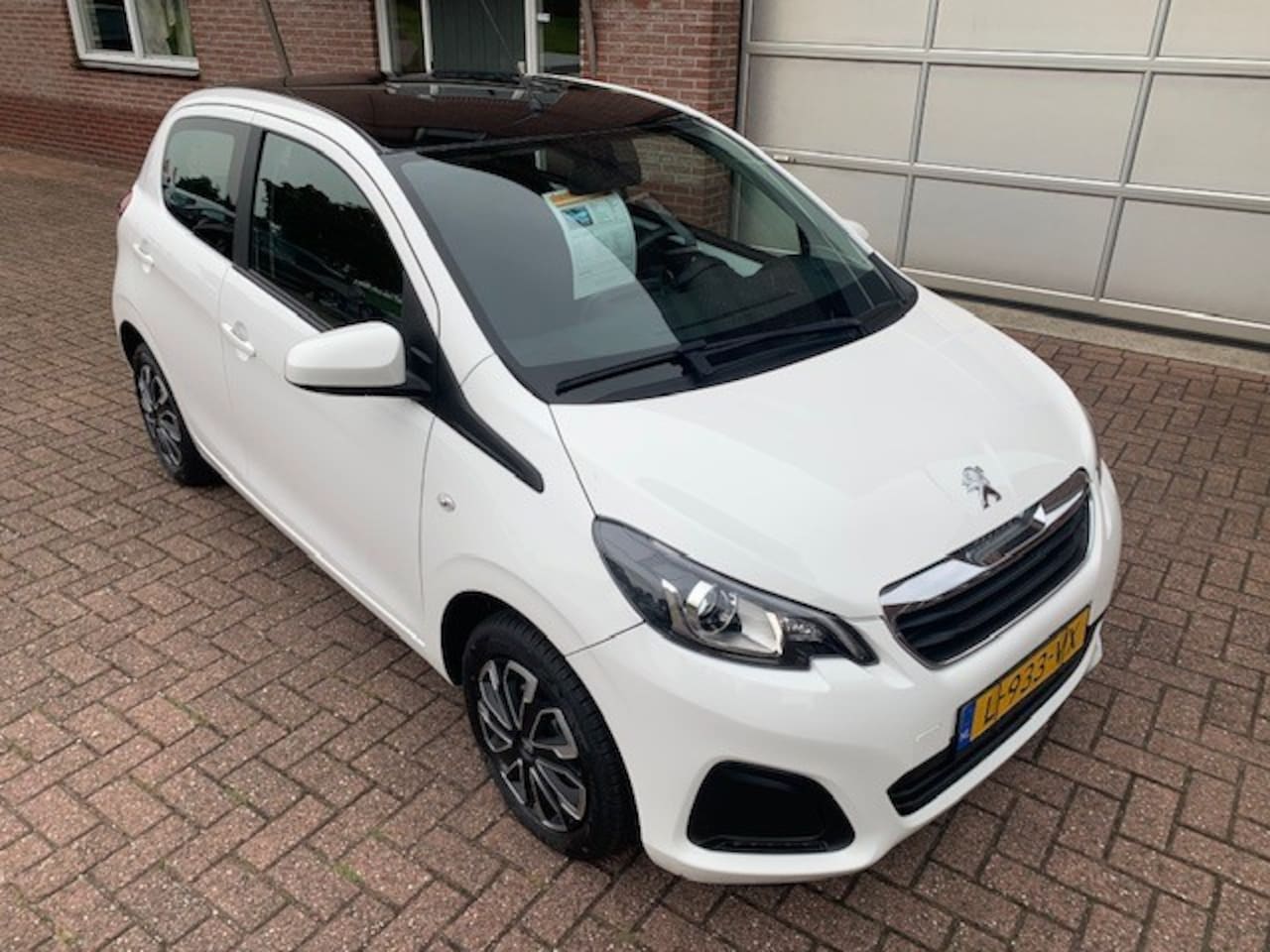 Peugeot 108 - 1.0 e-VTi Active 1.0 e-VTi Active - AutoWereld.nl