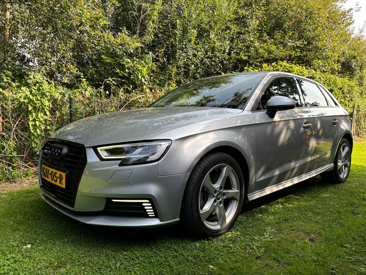 Audi A3 Sportback - 40 TFSI e Business Edition NAVI | Sport | Lane Assist | Stoelverwarming | Climate - AutoWereld.nl