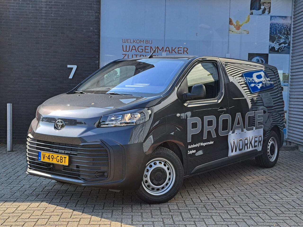 Toyota ProAce Electric Worker - Extra Range 75 kWh Challenger Automaat I INCLUSIEF LAADRUIMTE ZIJWANDBEKLEDING + VLOER I - AutoWereld.nl