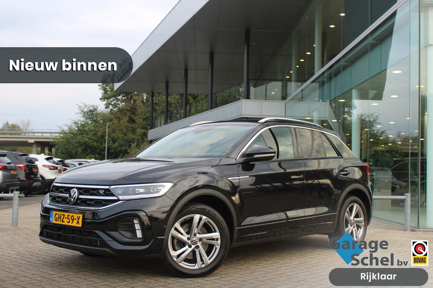 Volkswagen T-Roc - 2.0 TSI 4Motion 190pk - 2x R-line - IQ Matrix LED - Trekhaak - Virtual cockpit - Navigatie - AutoWereld.nl