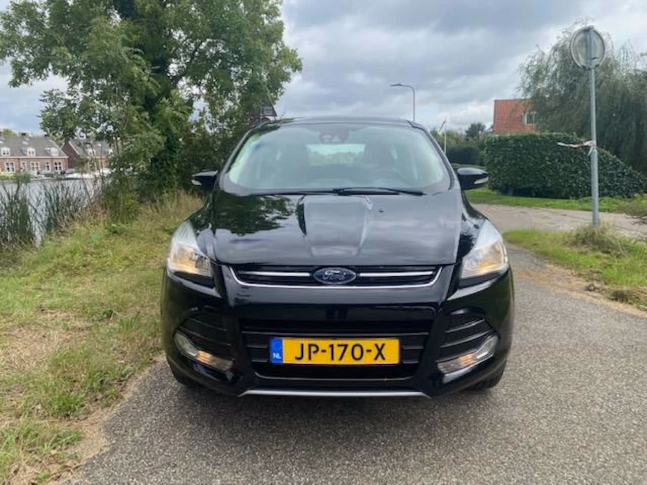 Ford Kuga - 1.5 EcoBoost 150pk 2WD Titanium + Styling Pack - AutoWereld.nl