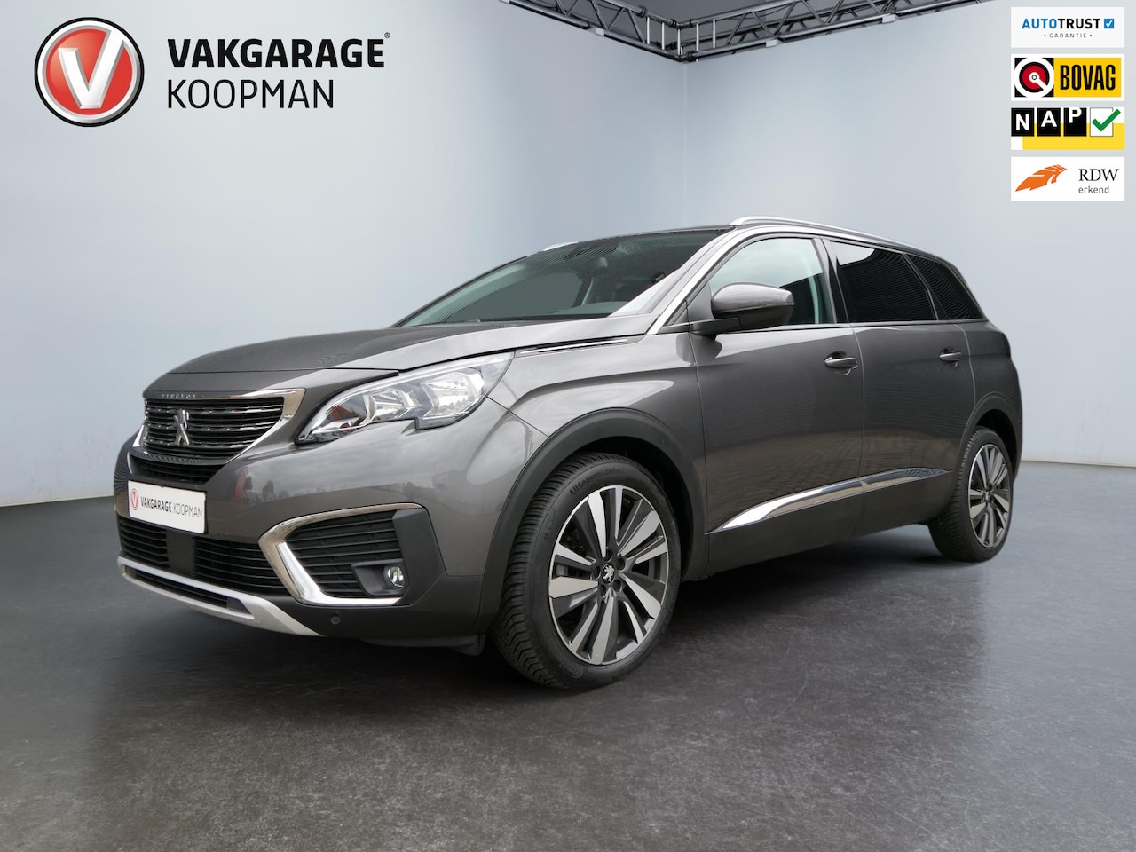 Peugeot 5008 - 1.2 PureTech Allure Avantage 7 persoons/Camera/Navi/Apple. Weinig Km's - AutoWereld.nl