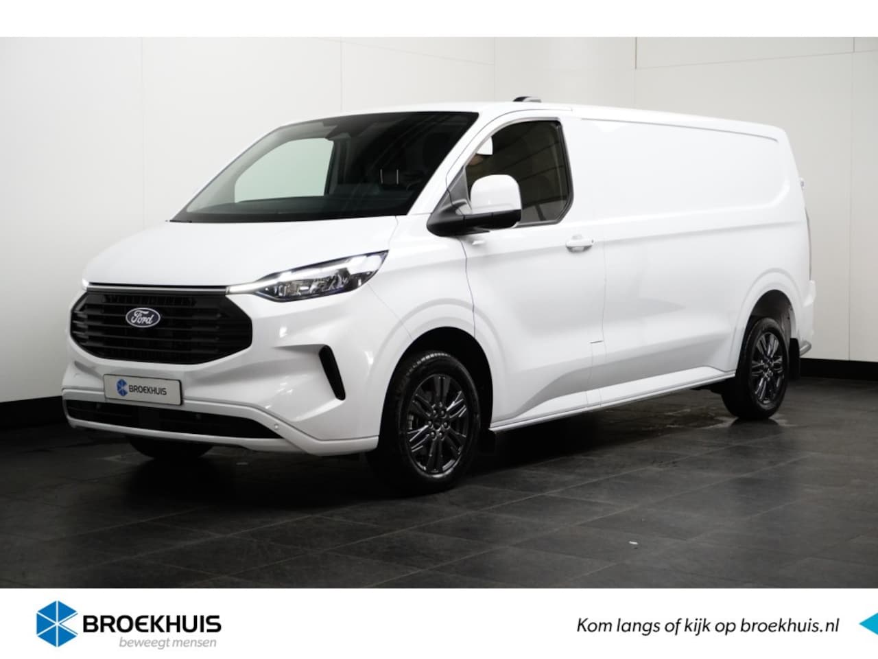 Ford Transit Custom - L2 170 PK Limited Automaat | Trekhaak | 17" Velgen | NIEUW MODEL! - AutoWereld.nl