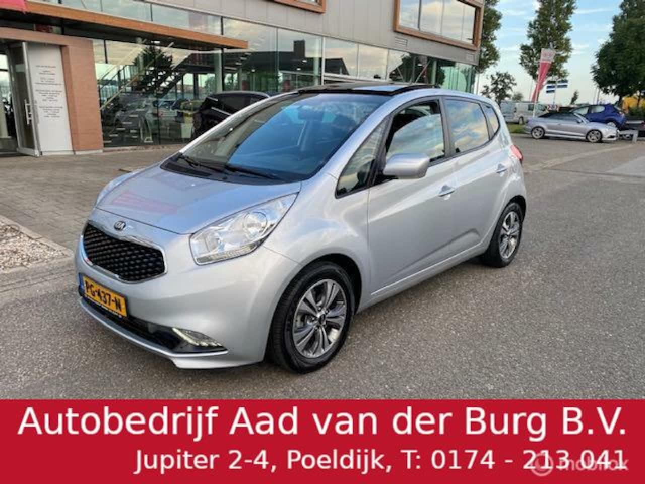 Kia Venga - 1.4 CVVT DynamicPLusLine / Panarama dak / Navigatie / Cruise Controle / Hoge Instap / deal - AutoWereld.nl