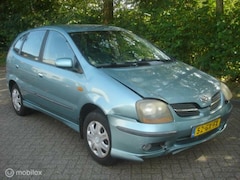 Nissan Almera Tino - 1.8 Luxury Airco Rijdbare voorschade