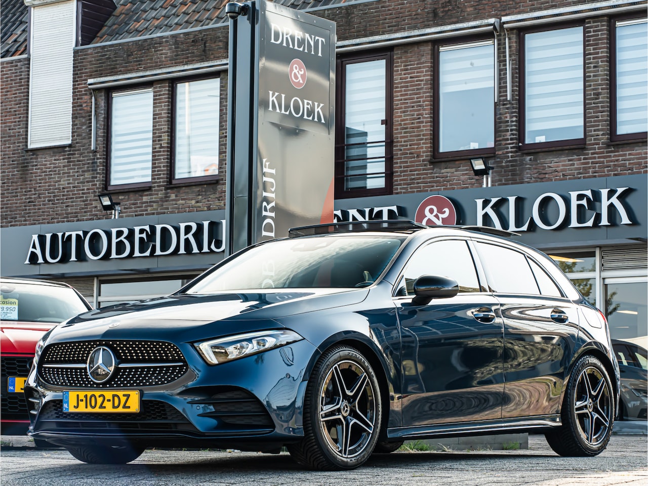 Mercedes-Benz A-klasse - 180 Business Solution AMG ORG NL PANO CAMERA NIGHT PAKKET HIGH PERF LED 81000KM!! - AutoWereld.nl