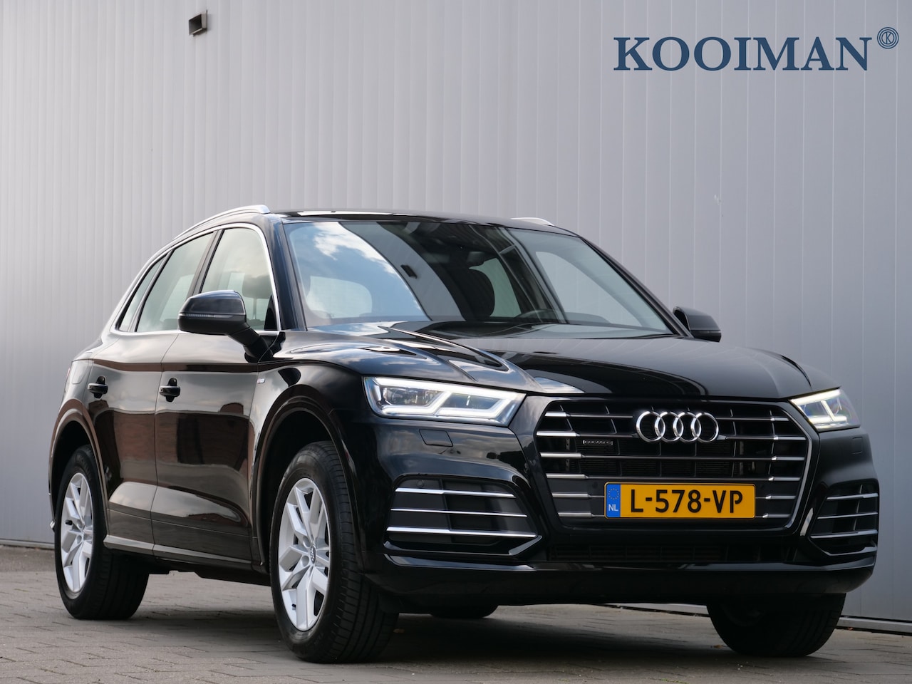 Audi Q5 - 55 TFSI e 252pk quattro S-Edition Automaat LED / Keyless / Navigatie / S-Line exterieur - AutoWereld.nl