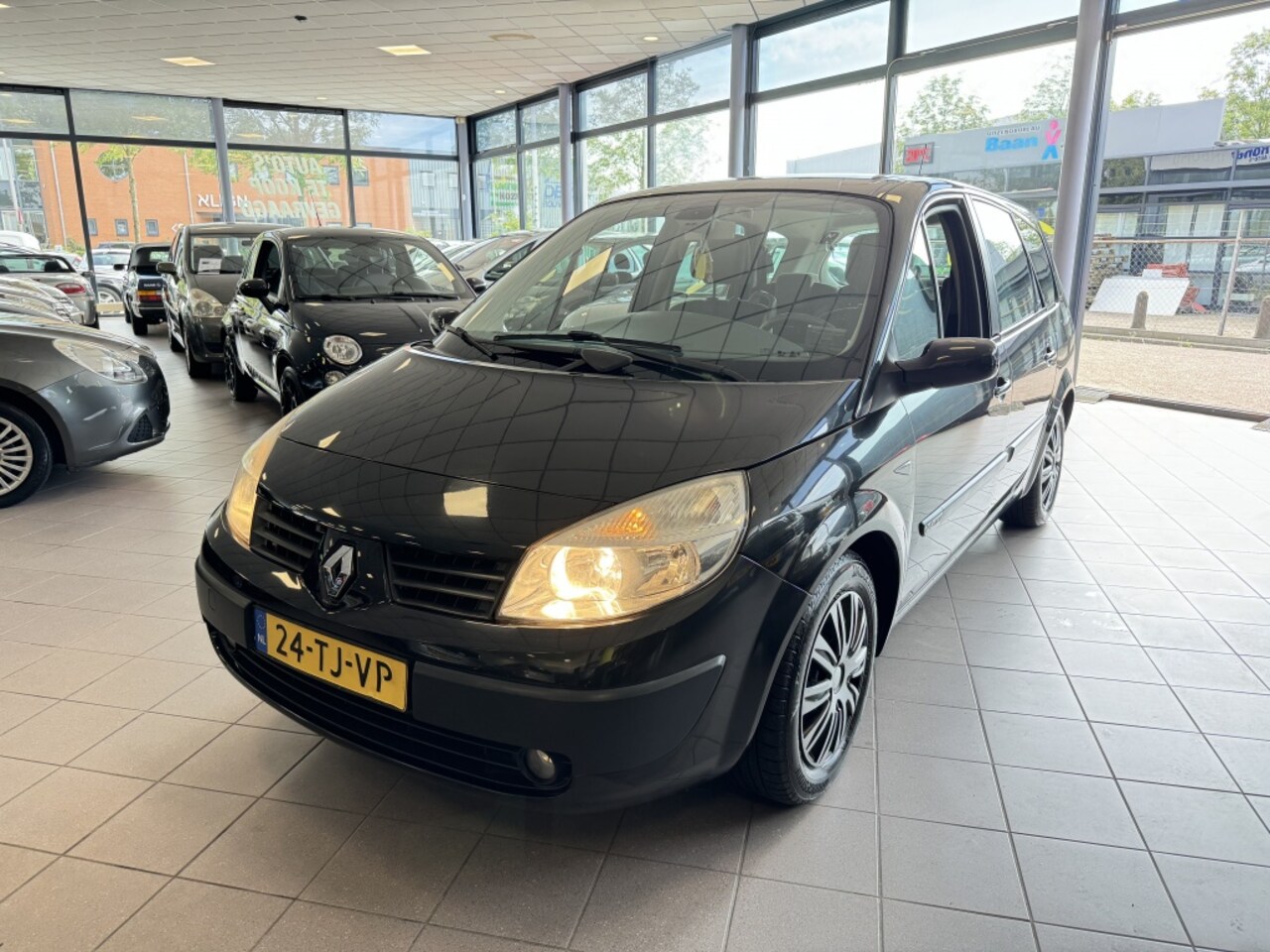 Renault Grand Scénic - 2.0-16V Bns L. 7p. - AutoWereld.nl