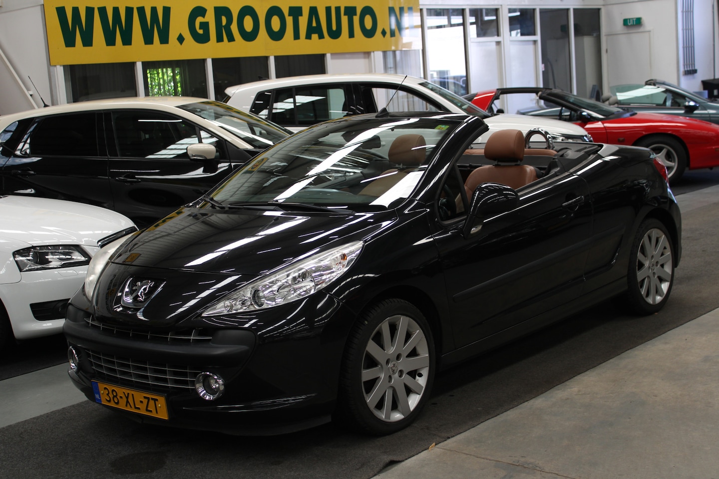 Peugeot 207 CC - 1.6-16V T Féline NAP, Airco, Leer, Stuurbekrachtiging - AutoWereld.nl