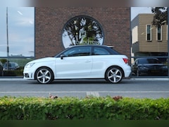 Audi A1 - 1.2 TFSI Admired S-line Airco, Stoelverwarming