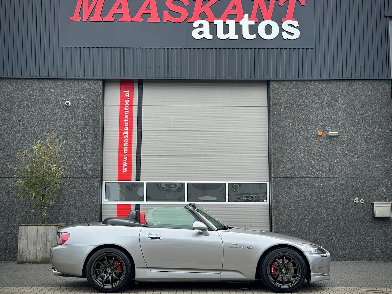 Honda S2000 - 2.0i VTEC / Silverstone / Ap1 / NL auto / Special details / JUST DEALER SERVICED! - AutoWereld.nl