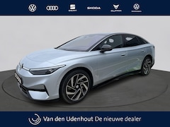 Volkswagen ID.7 - Pro Business 286pk 77 kWh | Trekhaak | Warmtepomp | Massagestoelen | Panoramadak met smart