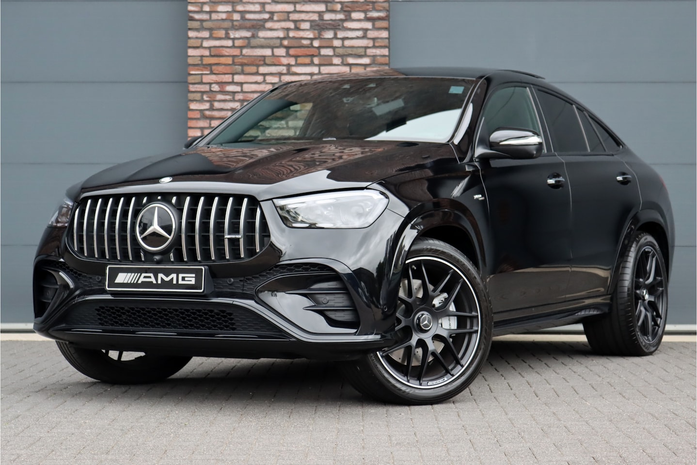 Mercedes-Benz GLE-Klasse Coupé - AMG 53 4MATIC+ Premium+ Aut9 | Airmatic | Distronic+ | Panoramadak | Massage | Trekhaak | - AutoWereld.nl