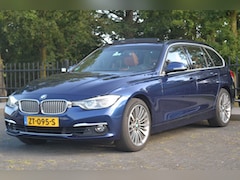 BMW 3-serie Touring - 320i Sport Executive Pano Leer Trekhaak