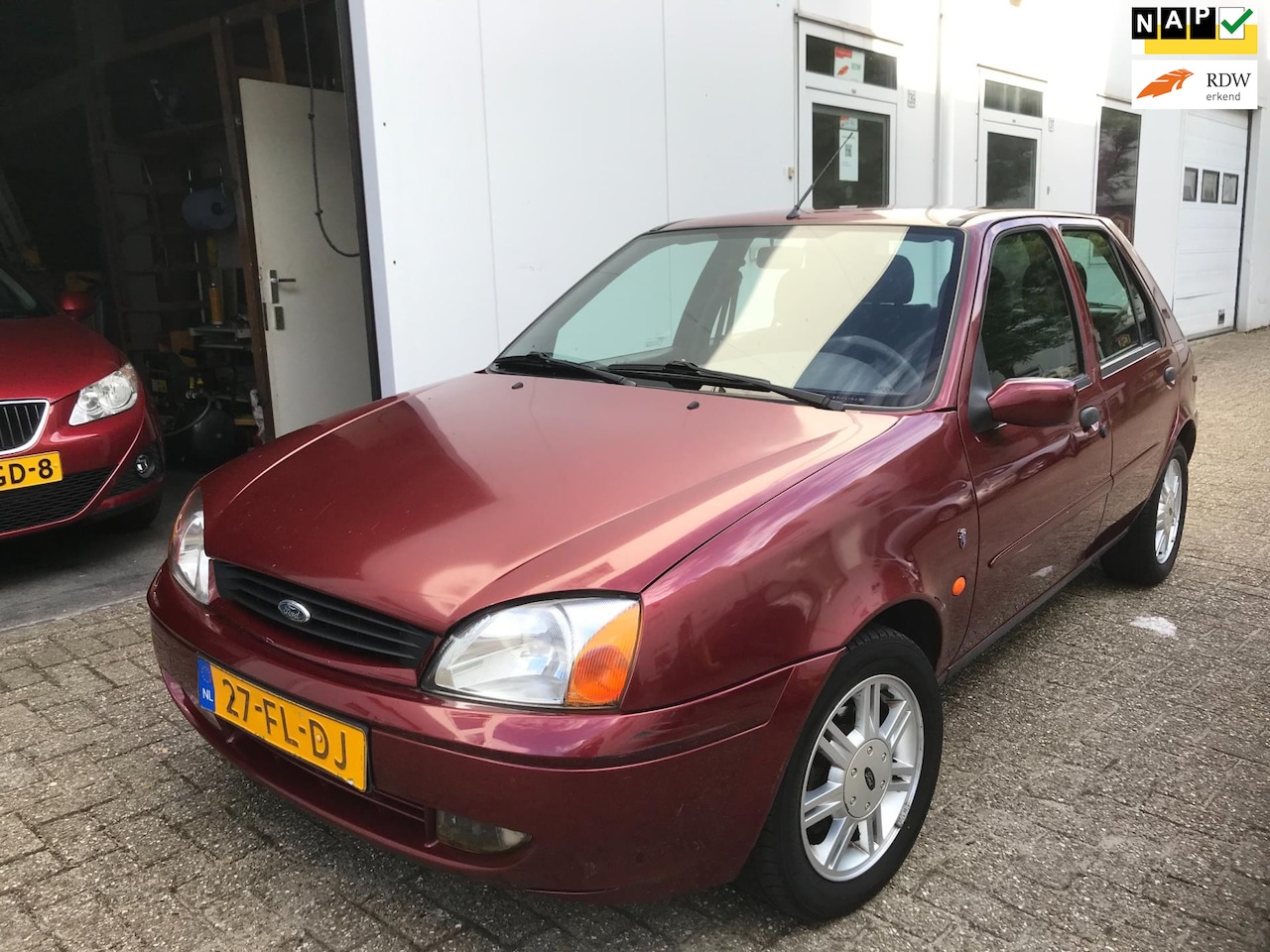 Ford Fiesta - 1.4-16V Ghia 5 Deurs Airco LMVelgen - AutoWereld.nl