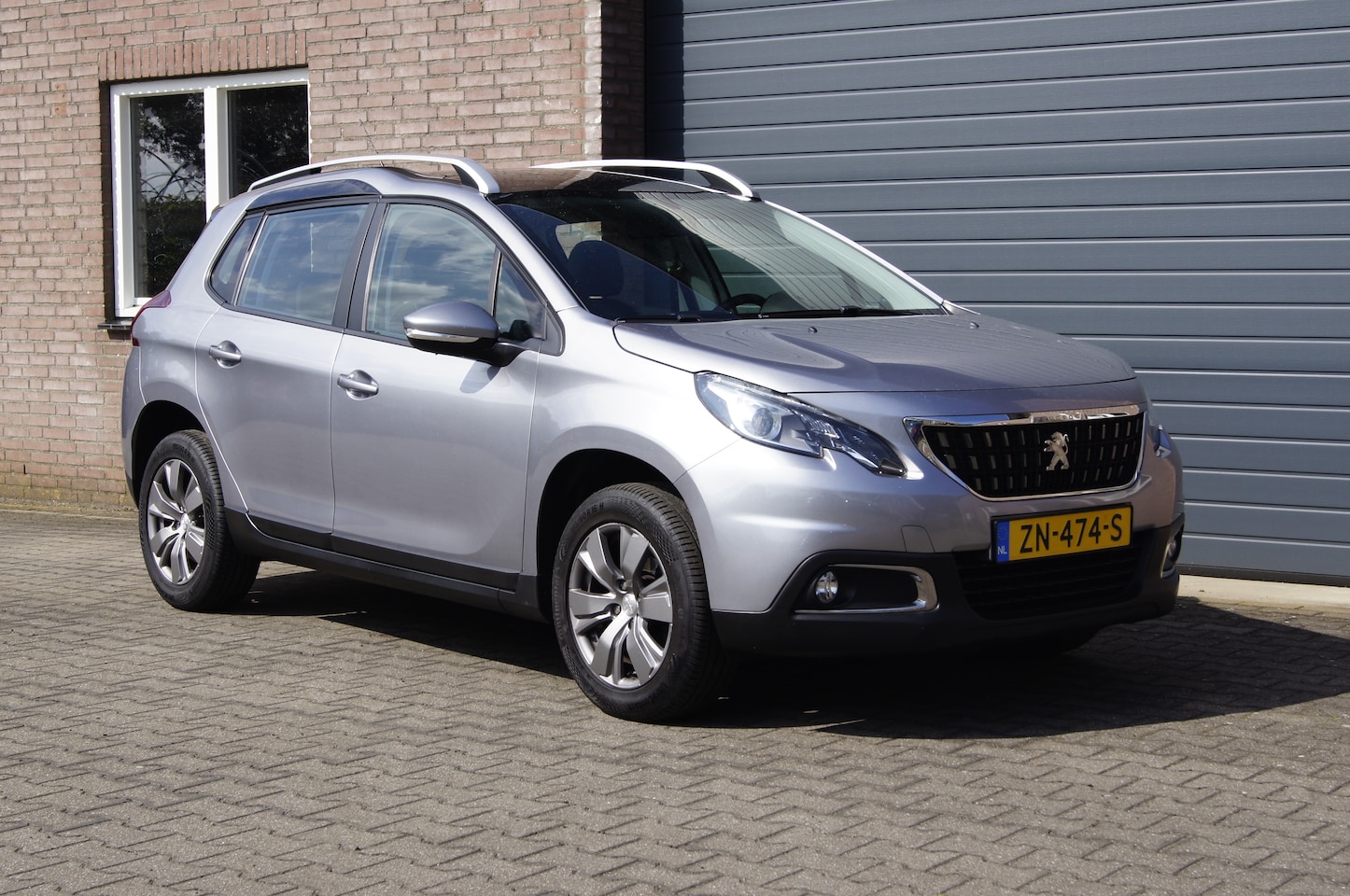 Peugeot 2008 - 1.2 PureTech Blue Lion - AutoWereld.nl