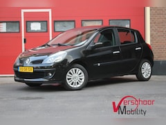 Renault Clio - 1.4-16V Dynamique Luxe