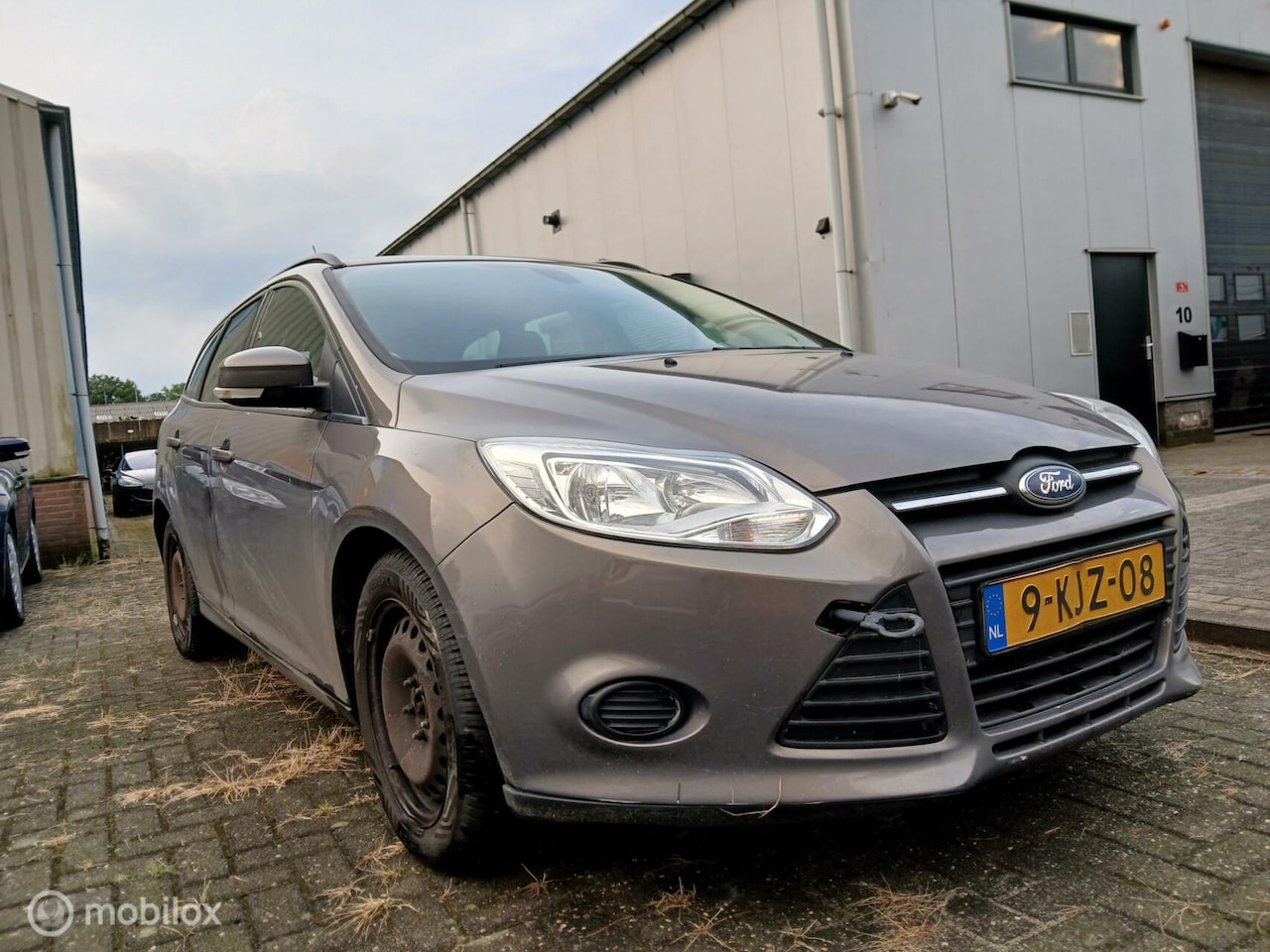 Ford Focus Wagon - 1.0 MOTOR DEFECT!!! - AutoWereld.nl