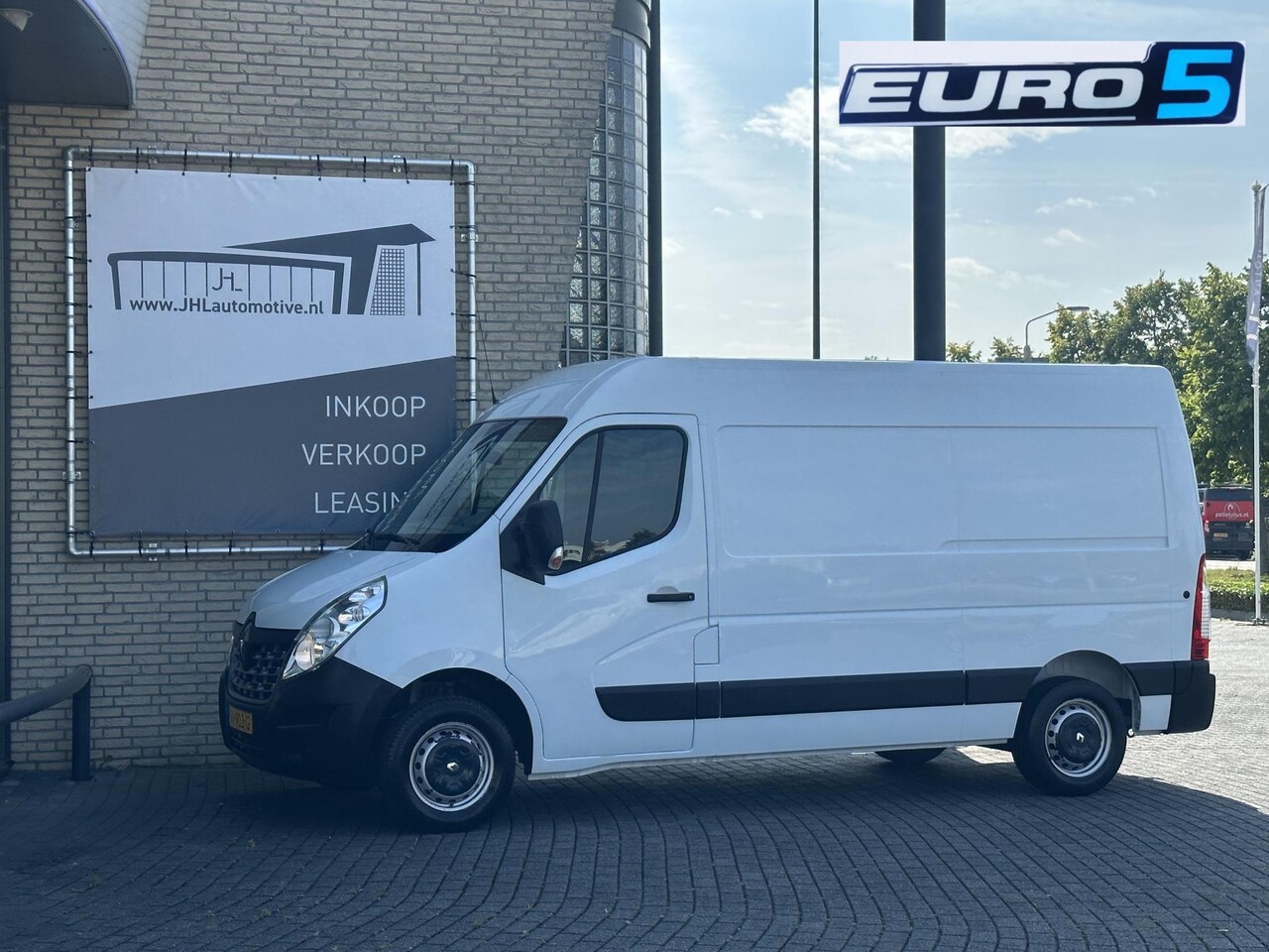 Renault Master - T33 2.3 dCi L2H2*HAAK*3ZITS* - AutoWereld.nl