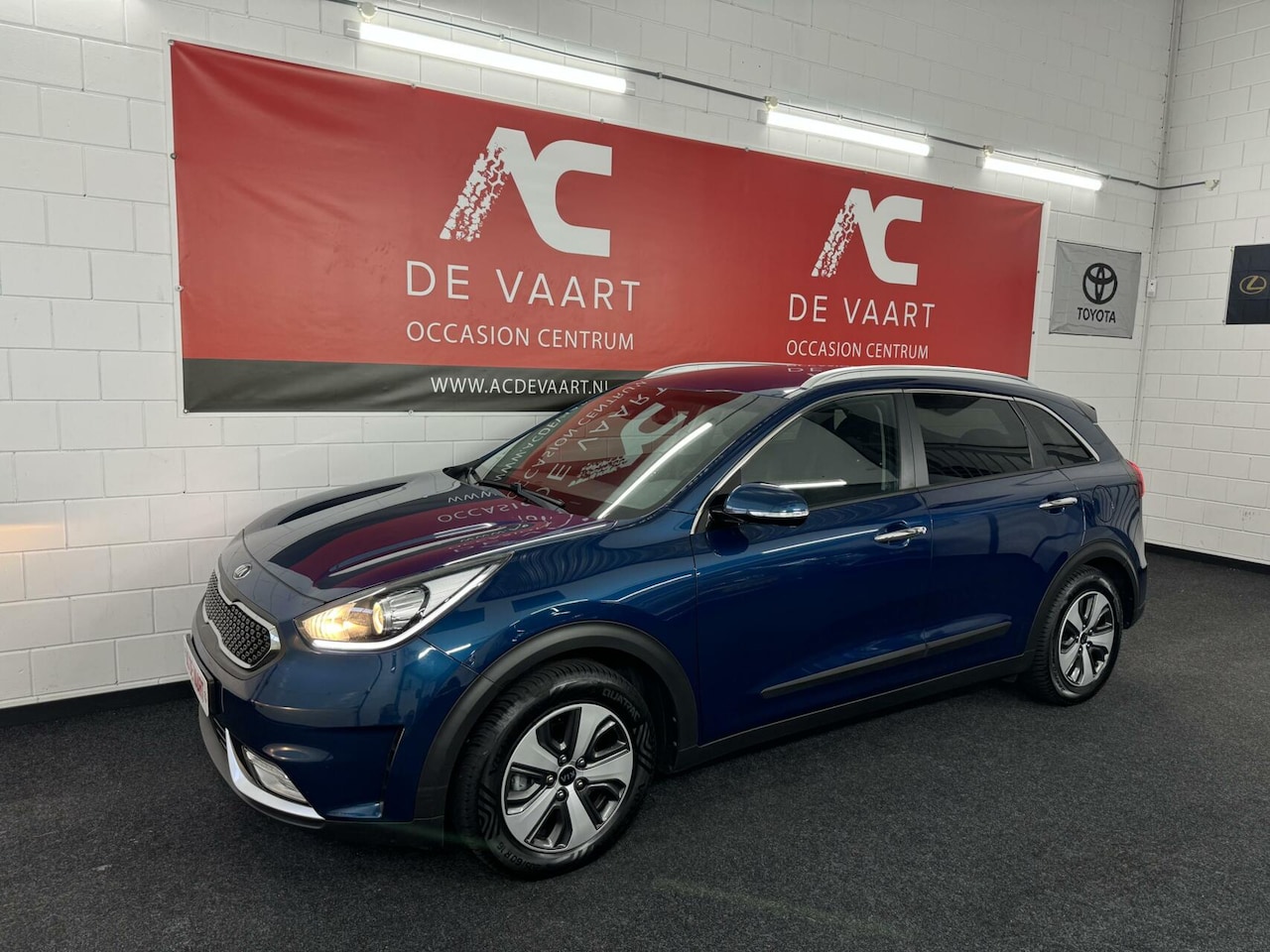 Kia Niro - 1.6 GDi Hybrid BusinessLine - NAVI/LEER/CAMERA/NAP - AutoWereld.nl