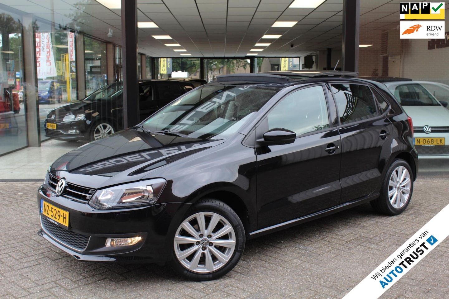 Volkswagen Polo - 1.2-12V 5drs AIRCO CLIMATE PANORAMA DAK PDC LMV - AutoWereld.nl