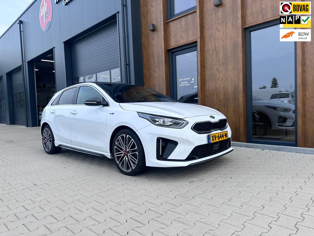 Kia Cee'd - Ceed 1.4 T-GDi GT-Line, pano, trekhaak, kia garantie - AutoWereld.nl